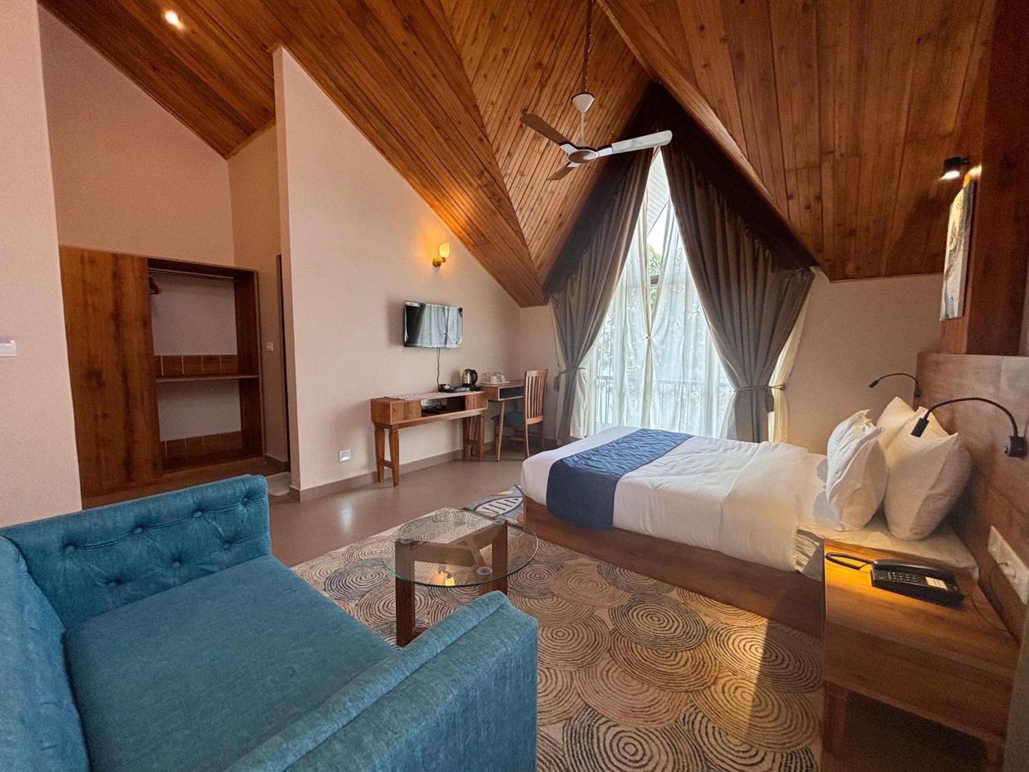 Blue Orchid Premium Hotel Калимпонг Екстериор снимка