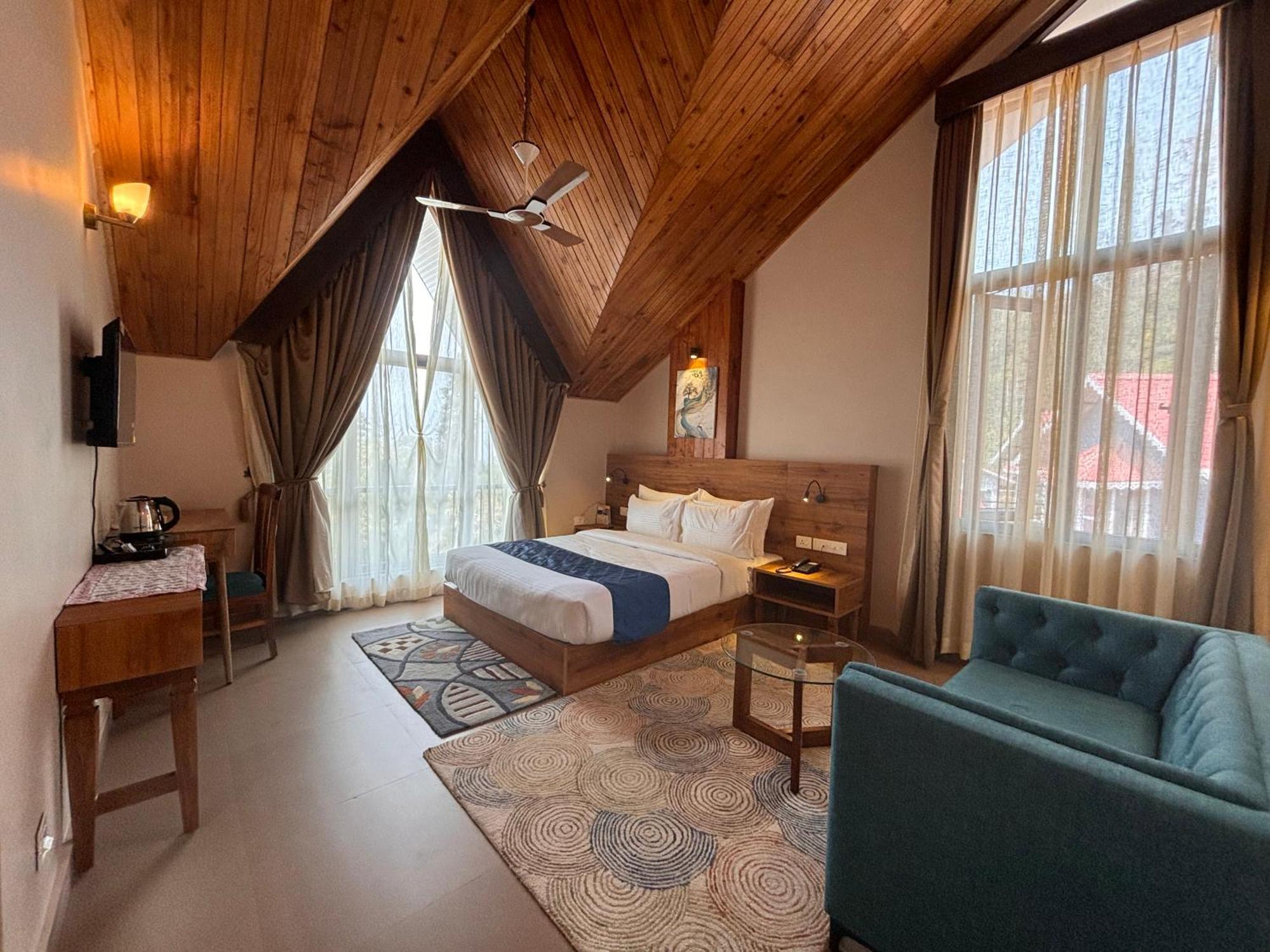 Blue Orchid Premium Hotel Калимпонг Екстериор снимка
